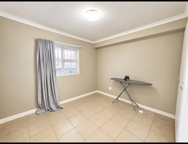 2 BEDROOM APARTMENT FOR SALE IN NEW TOWN CENTRE
